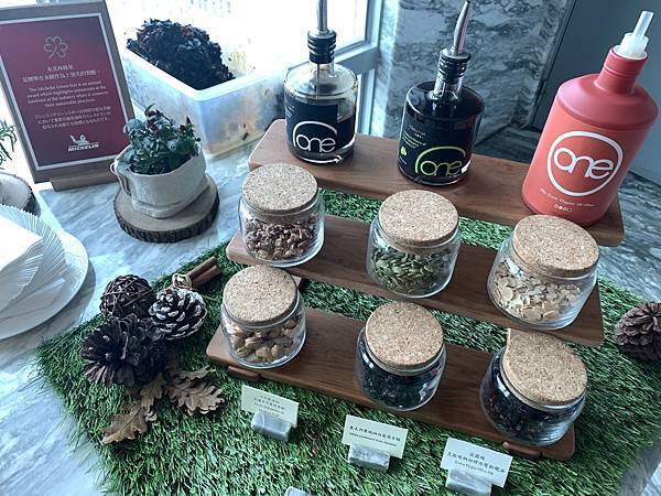 [高雄飯店] 親子不友善,但服務超級友善且極致奢華的藝術酒店