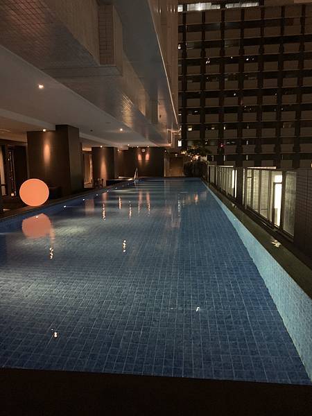 [高雄飯店] 親子不友善,但服務超級友善且極致奢華的藝術酒店