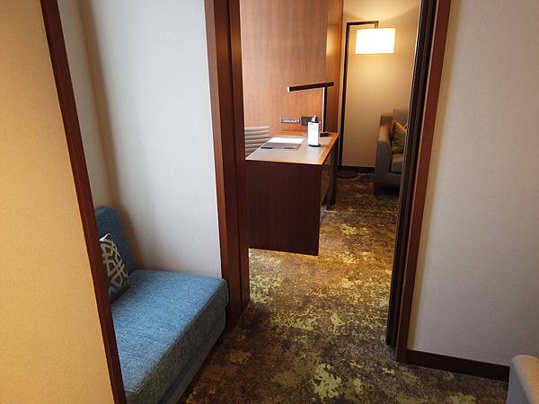 『萬豪集團』台北南港六福萬怡套房開箱---第一次住到六福萬怡