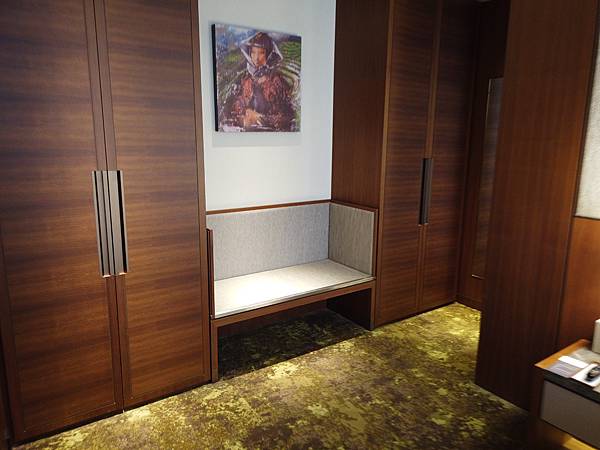 『萬豪集團』台北南港六福萬怡套房開箱---第一次住到六福萬怡