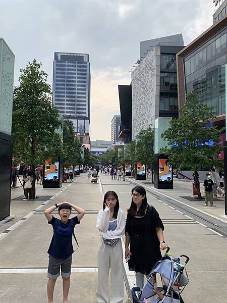 『泰國曼谷』曼谷自由行,自由行就是不安排行程,意外搭上小渡輪