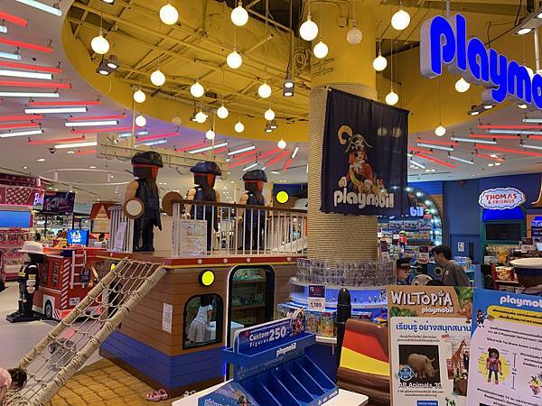 『泰國曼谷』曼谷自由行,暹羅站逛大街,紅大哥水門雞飯,米其林