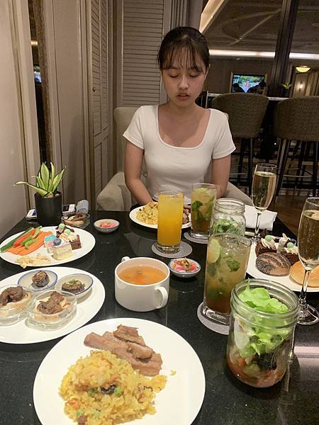 『泰國曼谷』曼谷自由行,暹羅站逛大街,紅大哥水門雞飯,米其林