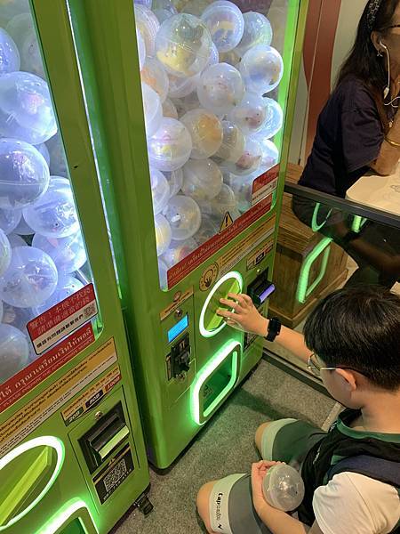 『泰國曼谷』曼谷自由行,暹羅站逛大街,紅大哥水門雞飯,米其林