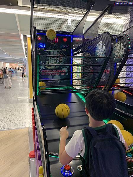 『泰國曼谷』曼谷自由行,暹羅站逛大街,紅大哥水門雞飯,米其林