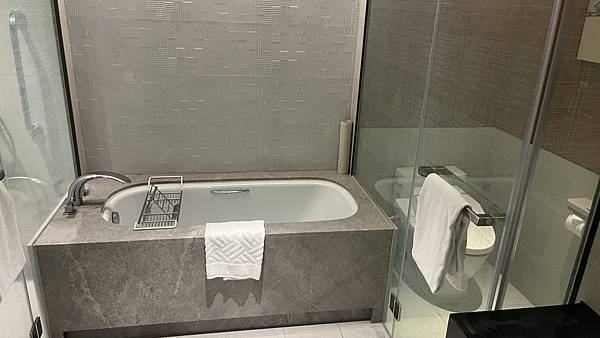 住飯店囉!! 住飯店囉!!