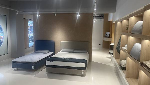 『台北探店』為喬碩諾挑選好床墊,打造舒適生活從睡眠開始@晚安 『台北探店』為喬碩諾挑選好床墊,打造舒適生活從睡眠開始@晚安