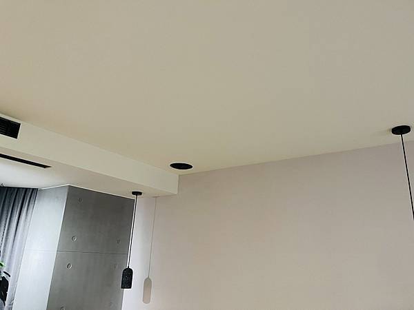 『桃園飯店』IF 商務汽旅--雅緻四人車庫房全家出遊的好選