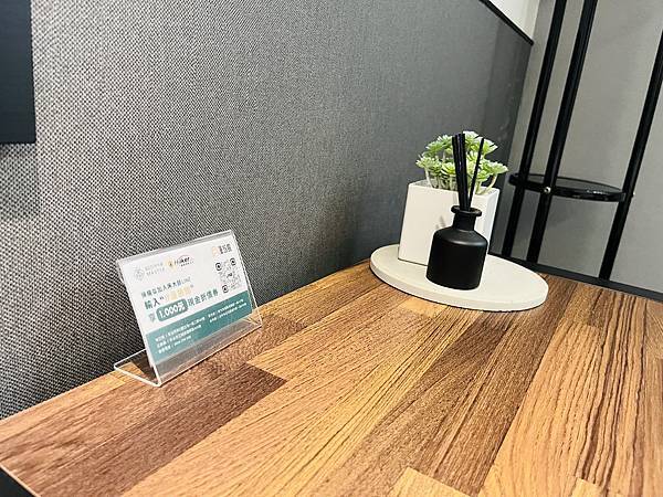 『桃園飯店』IF 商務汽旅--雅緻四人車庫房全家出遊的好選