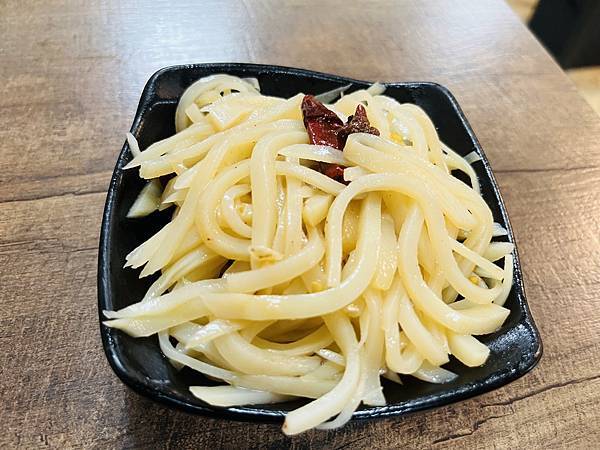 『台北古亭美食』【蜀來飽重慶小麵一家人吃爽爽!道地川味,口 『台北古亭美食』【蜀來飽重慶小麵一家人吃爽爽!道地川味,口