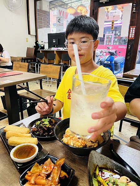 『台北古亭美食』【蜀來飽重慶小麵一家人吃爽爽!道地川味,口 『台北古亭美食』【蜀來飽重慶小麵一家人吃爽爽!道地川味,口