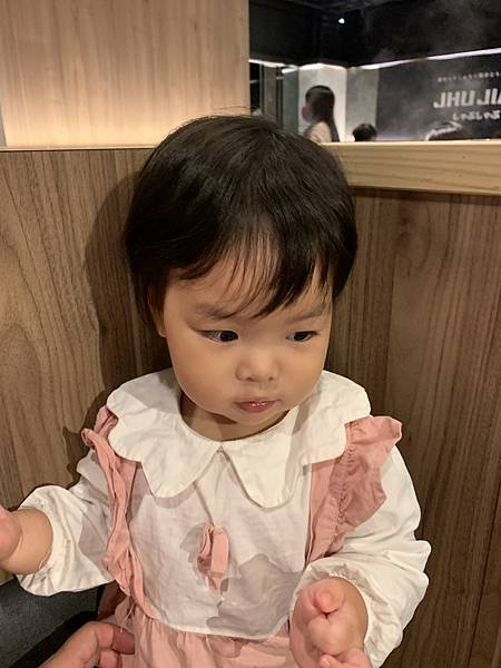 『新店美食』--主日後的小確幸:小碧潭築間火鍋+十四張歷史公