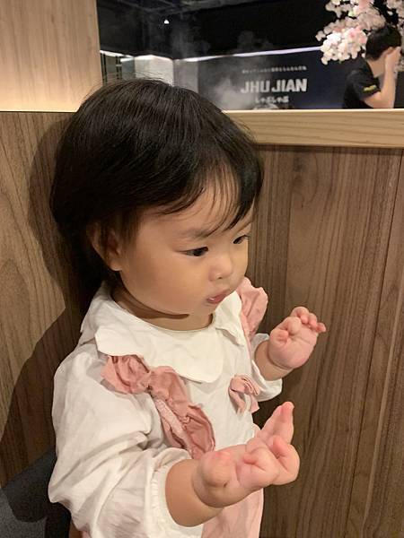 『新店美食』--主日後的小確幸:小碧潭築間火鍋+十四張歷史公