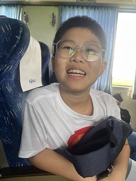 『韓國水原』慶祝碩寶十歲生日韓國吃燒肉啦!!