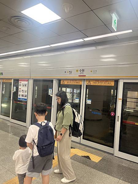 『韓國水原』慶祝碩寶十歲生日韓國吃燒肉啦!!