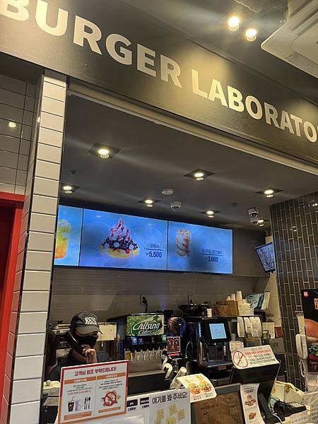 『韓國水原』慶祝碩寶十歲生日韓國吃燒肉啦!!