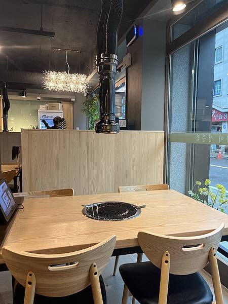 『韓國水原』慶祝碩寶十歲生日韓國吃燒肉啦!!