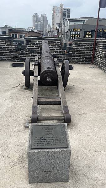 『韓國水原』慶祝碩寶十歲生日韓國吃燒肉啦!!