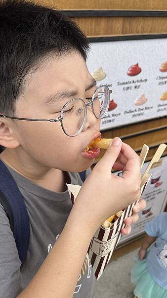 『韓國水原』慶祝碩寶十歲生日韓國吃燒肉啦!!