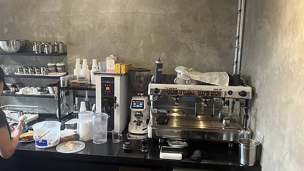 『韓國水原』慶祝碩寶十歲生日韓國吃燒肉啦!!