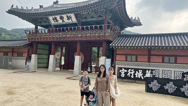 『韓國水原』慶祝碩寶十歲生日韓國吃燒肉啦!!