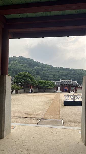 『韓國水原』慶祝碩寶十歲生日韓國吃燒肉啦!!