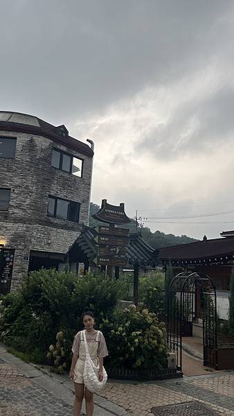 『韓國水原』慶祝碩寶十歲生日韓國吃燒肉啦!!