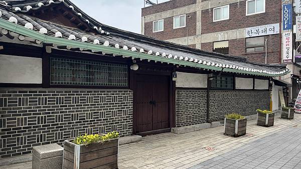 『韓國水原』慶祝碩寶十歲生日韓國吃燒肉啦!!