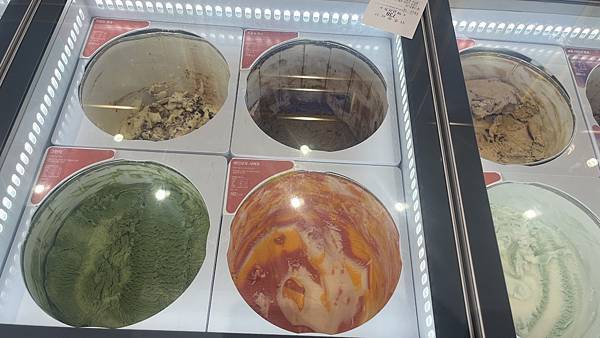 『韓國水原』慶祝碩寶十歲生日韓國吃燒肉啦!!