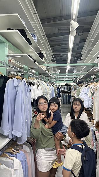 『韓國水原』慶祝碩寶十歲生日韓國吃燒肉啦!!