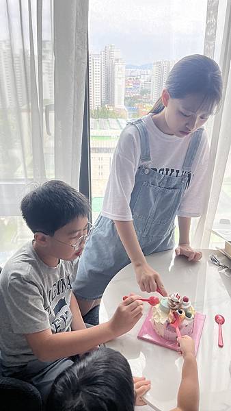 『韓國水原』慶祝碩寶十歲生日韓國吃燒肉啦!!