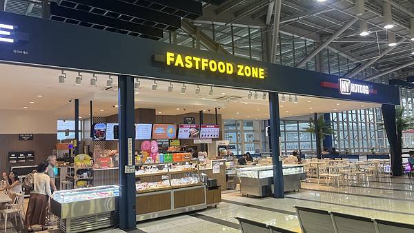 『韓國水原』慶祝碩寶十歲生日韓國吃燒肉啦!!