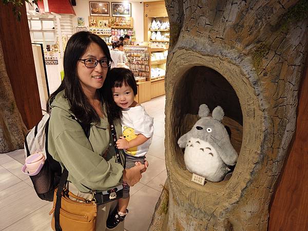 『韓國水原』慶祝碩寶十歲生日韓國吃燒肉啦!!