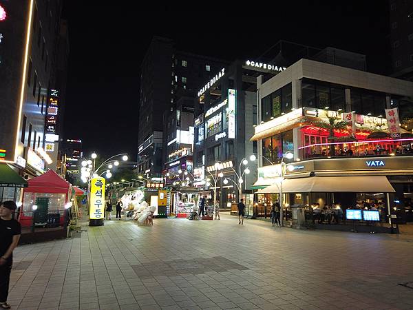 『韓國水原』慶祝碩寶十歲生日韓國吃燒肉啦!!