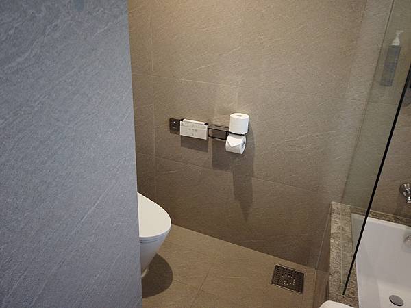 『韓國水原』慶祝碩寶十歲生日韓國吃燒肉啦!!