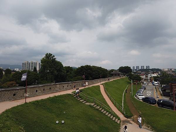 『韓國水原』慶祝碩寶十歲生日韓國吃燒肉啦!!