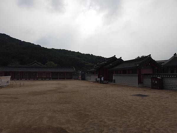 『韓國水原』慶祝碩寶十歲生日韓國吃燒肉啦!!