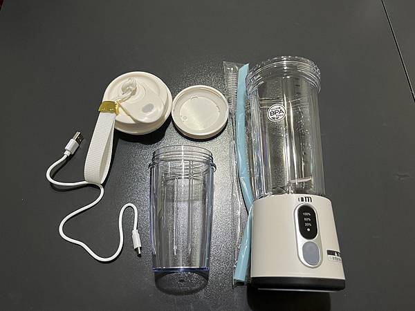 『好物開箱』《營養大師 隨果食光機》隨時隨地都能喝到新鮮果汁