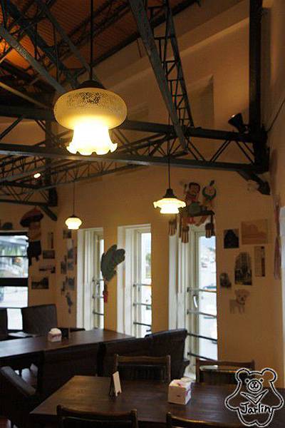 阿之寶瘋茶館_3F_燈07