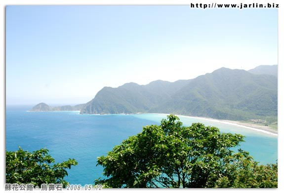 沿途有很多路邊的休息空地，這邊又更高了，也是個很好的制高點