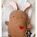 20110112-小棕兔抱枕02.jpg