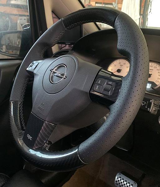 Zafira改Astra H方向盤Part II方向盤繃新皮