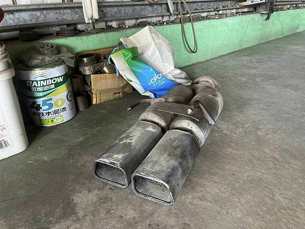 XC70R配上STEINMETZ雙梯形尾飾管