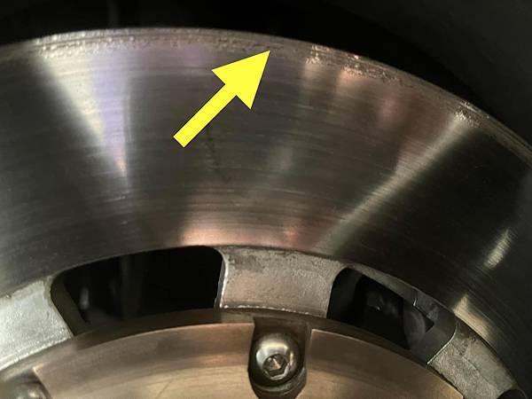 車輛故障整理~右前仰角