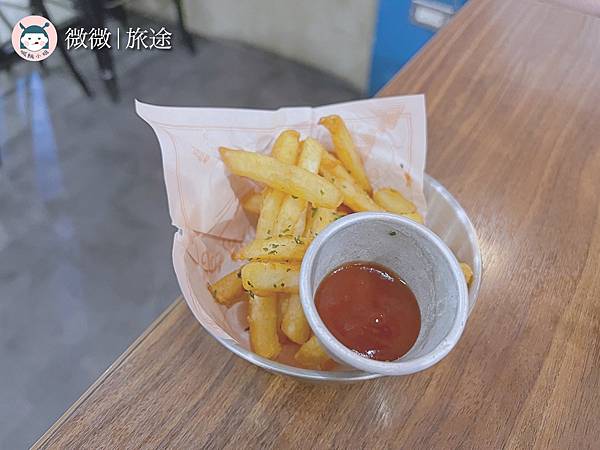 台北漢堡_信義餐廳_台北101美食_Selfish Burger 喀漢堡-18.jpg