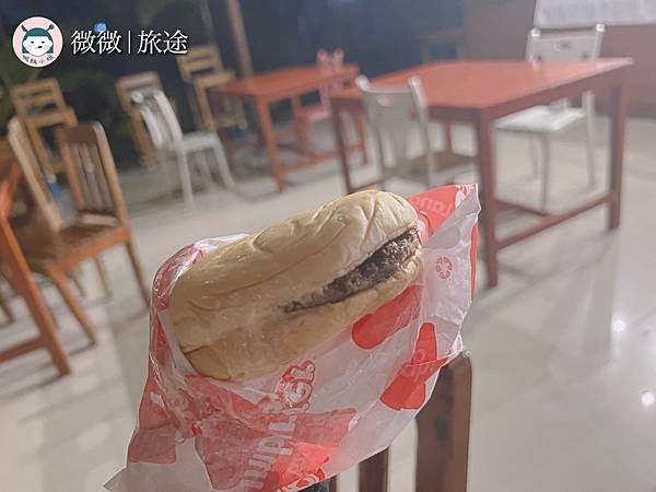 巴拉望自由行_菲律賓旅遊_公主港美食_Jollibee-6.jpg