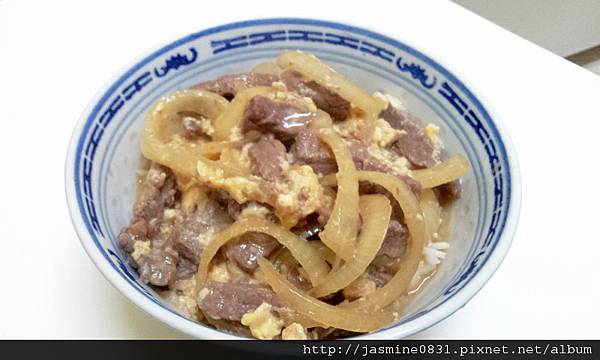 牛肉蓋飯成品