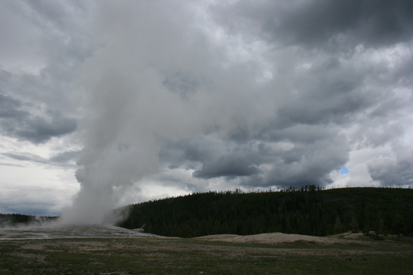 old faithful geyser