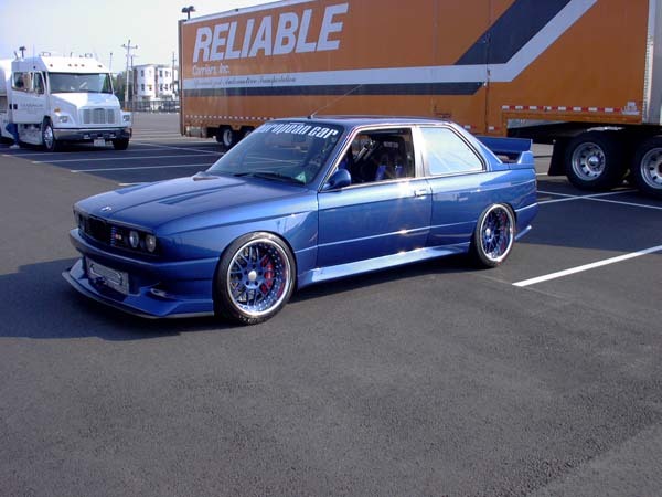 bmw_e30_3b.jpg