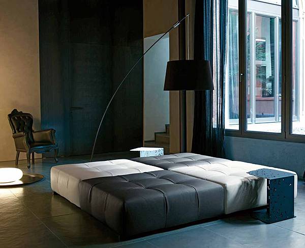 B&B-ITALIA_TUFTY-TIME LEATHER_14180_L0_I2_tufty.jpg